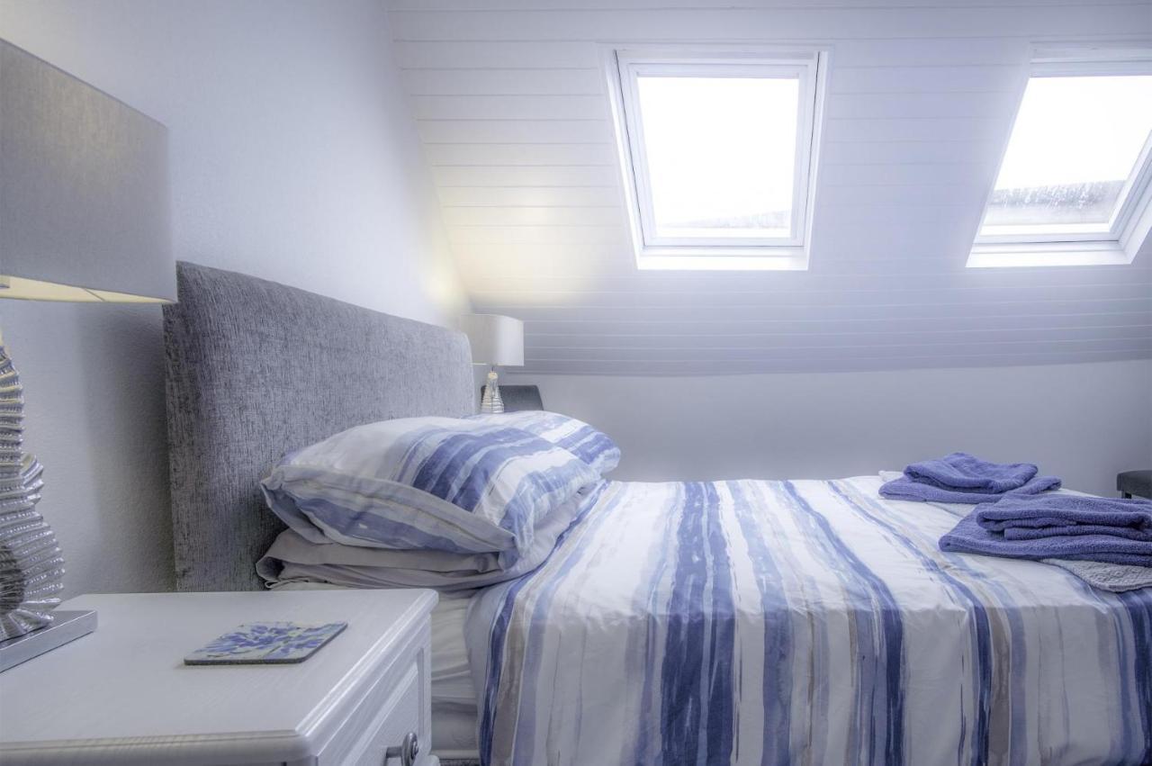 St Julians View - 1 Bedroom Apartment - Tenby Zewnętrze zdjęcie